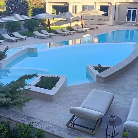 Marechiaro فندق 4*