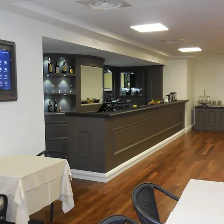 Marechiaro 4* غيزيريا