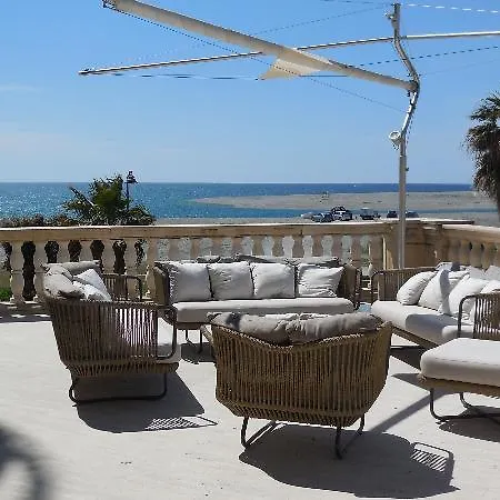 Marechiaro Hotel Gizzeria