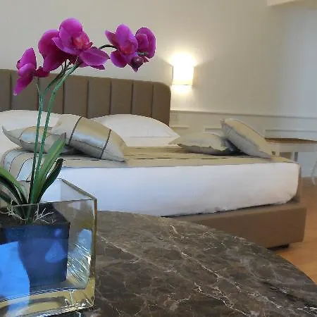 Marechiaro Hotel