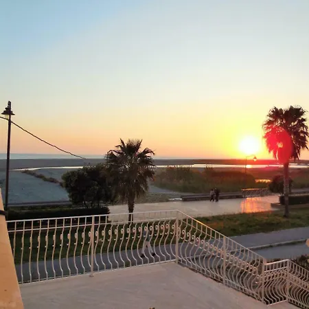 Marechiaro 4* غيزيريا