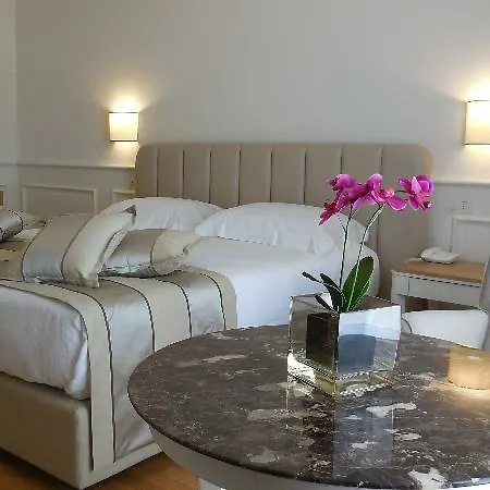 Hotel Marechiaro Gizzeria