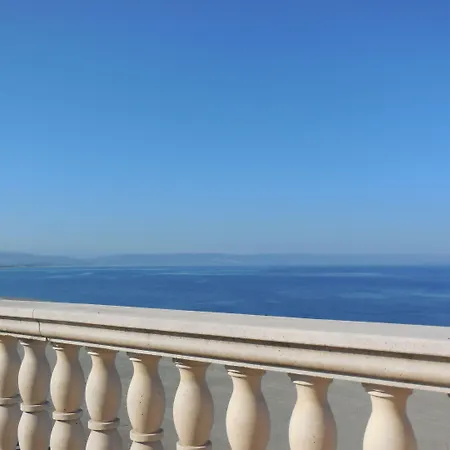 Marechiaro Hotel Gizzeria