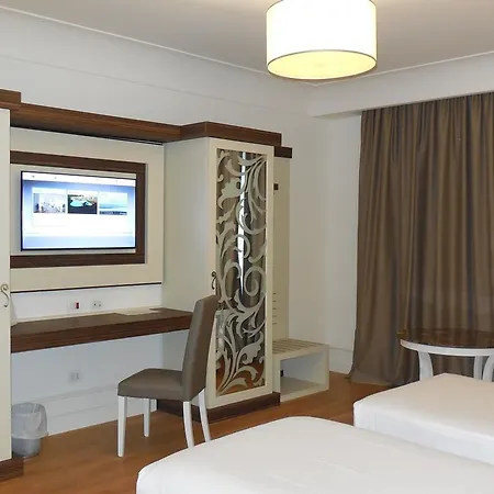 Marechiaro Hotel Gizzeria