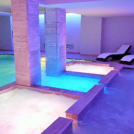 Marechiaro Hotel Gizzeria