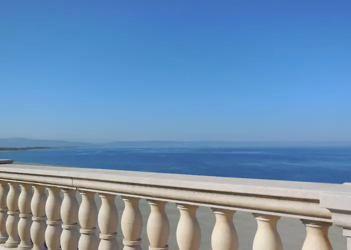 Marechiaro Hotel Gizzeria